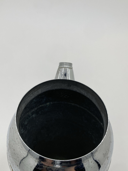 Art Deco Chrome Cocktail Shaker with Spout & Handle – 1930s Barware - Picture 7 of 10